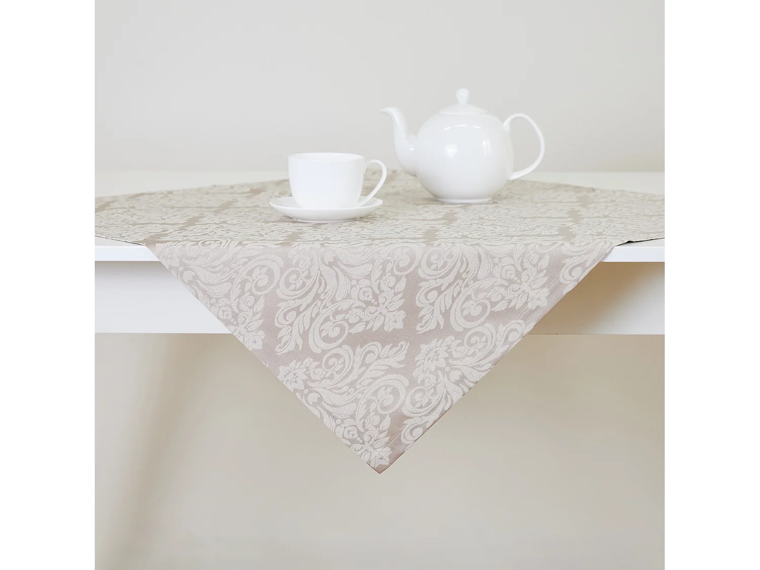 Kleines Tischtuch Cotini mittleres Beige 80x80