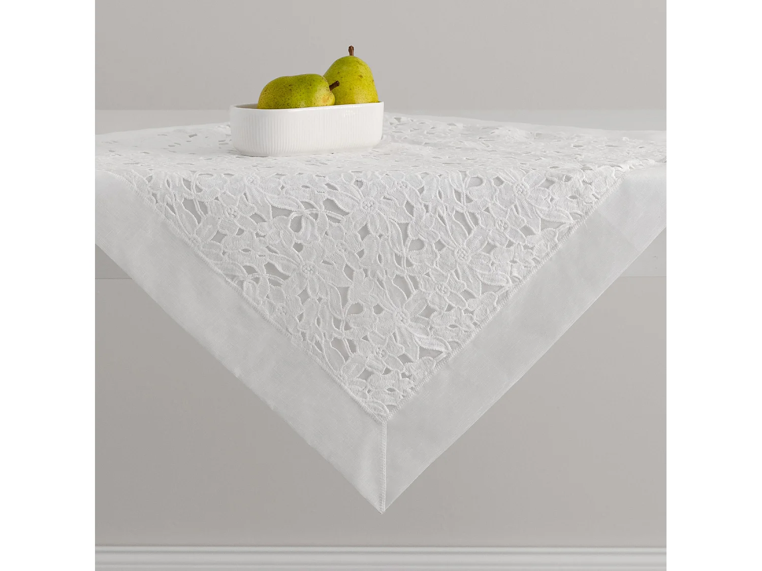 Kleines Tischtuch Dolores Mittel Ecru 80x80
