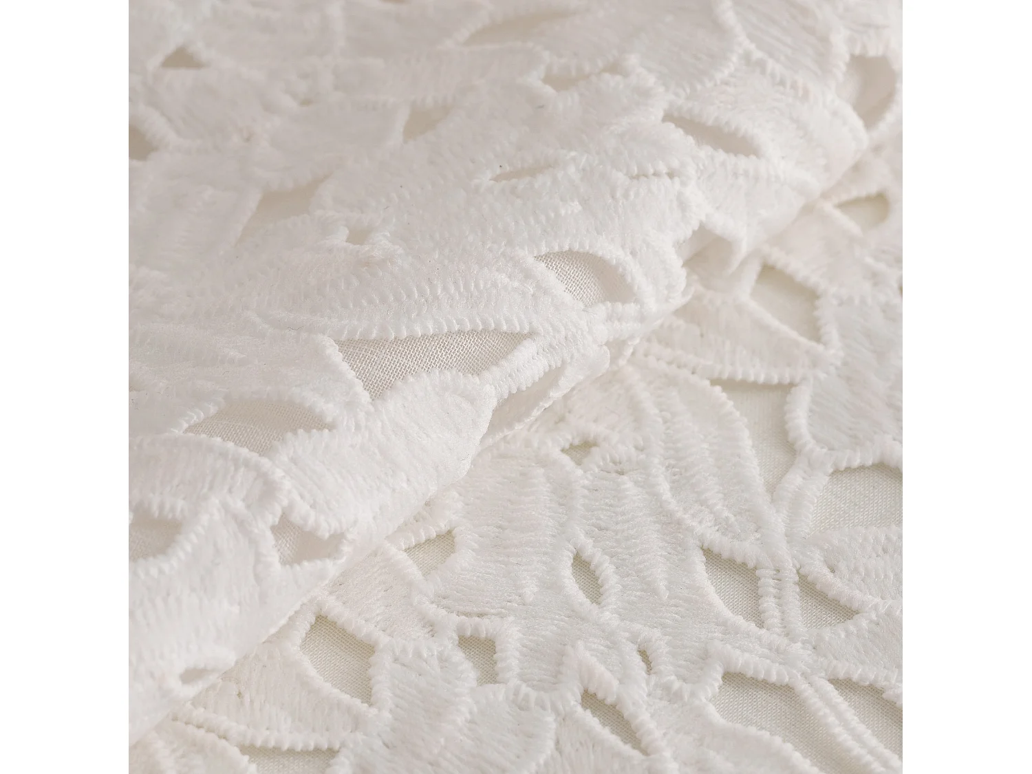 Kleines Tischtuch Dolores Mittel Ecru 80x80