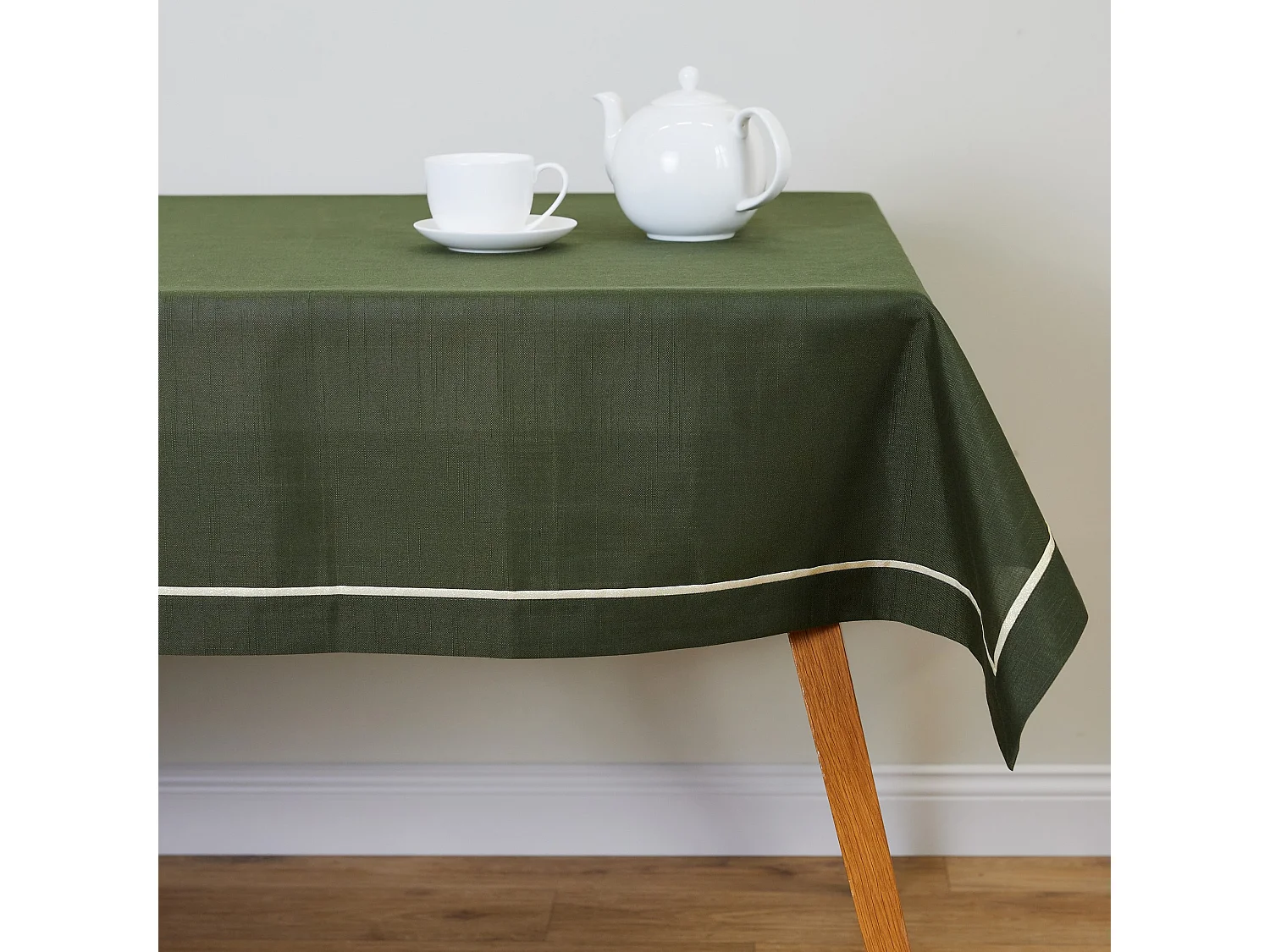 Tischtuch Tideno dunkelgrün 130 x 180