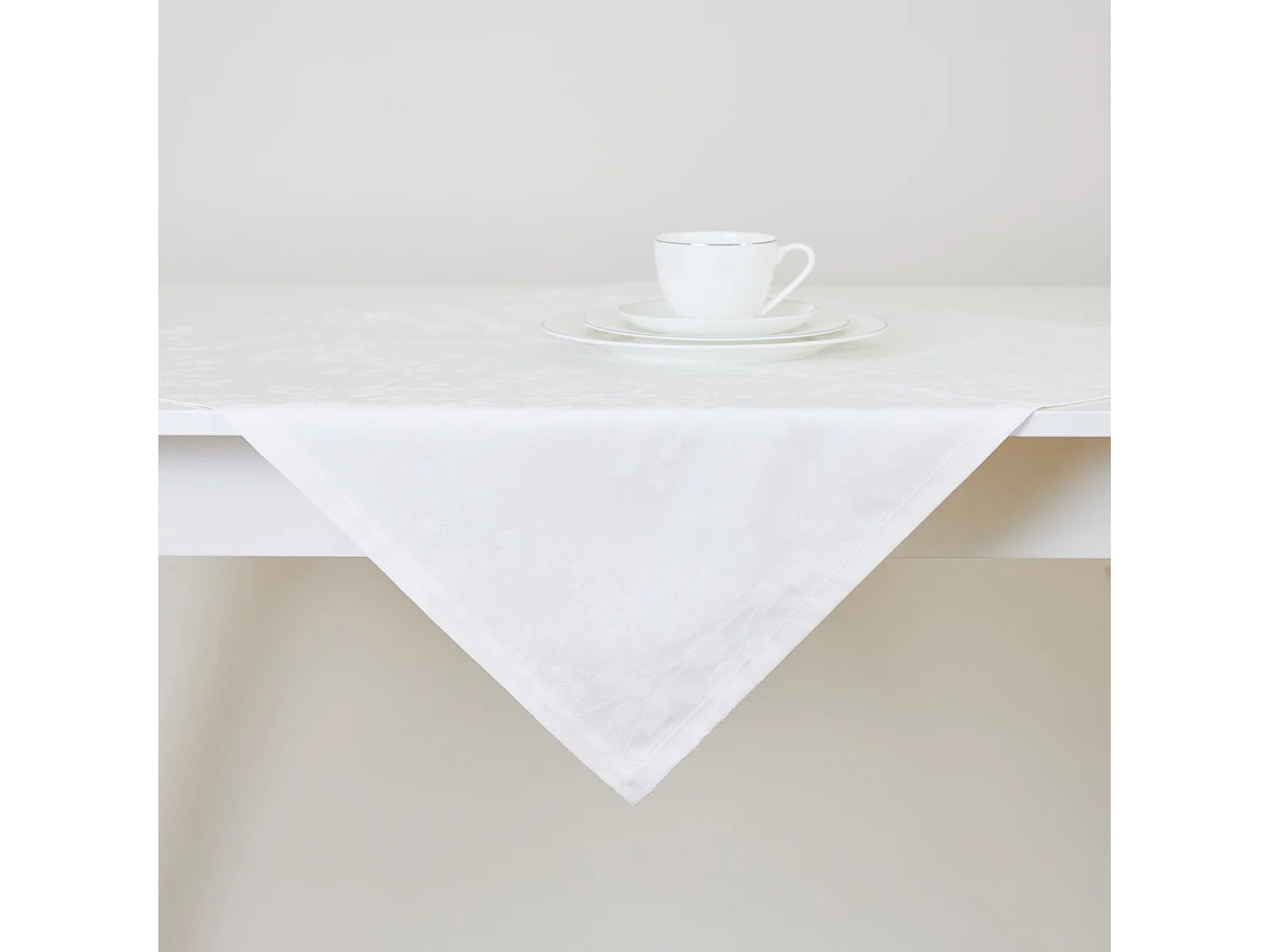 Kleines Tischtuch Cador mittelweiß 80 x 80