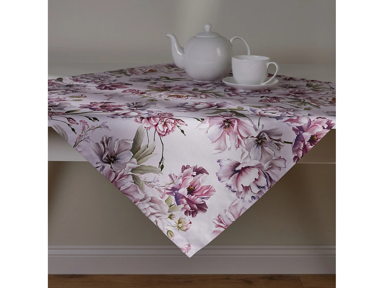 Kleines Tischtuch Aurelis Mittelrosa 80x80
