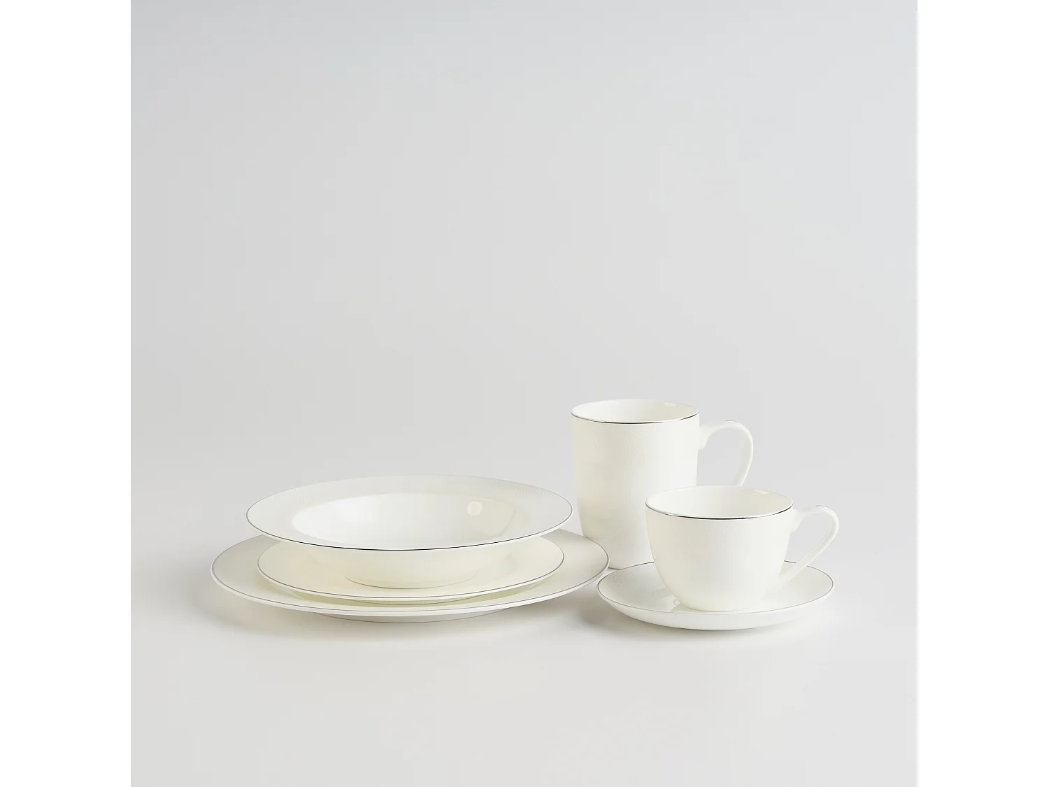 Assiette Creuse Bast blanc moyen 4.5 x 22