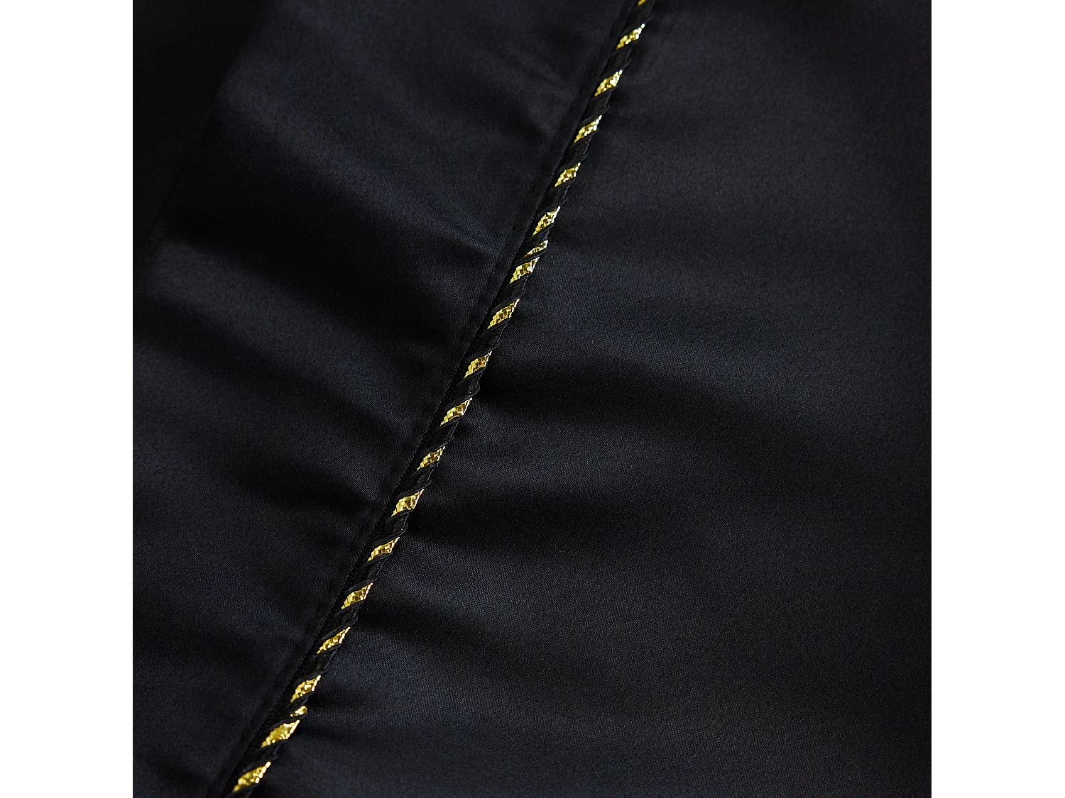 Tischtuch Kris mittelschwarz 130x180 cm