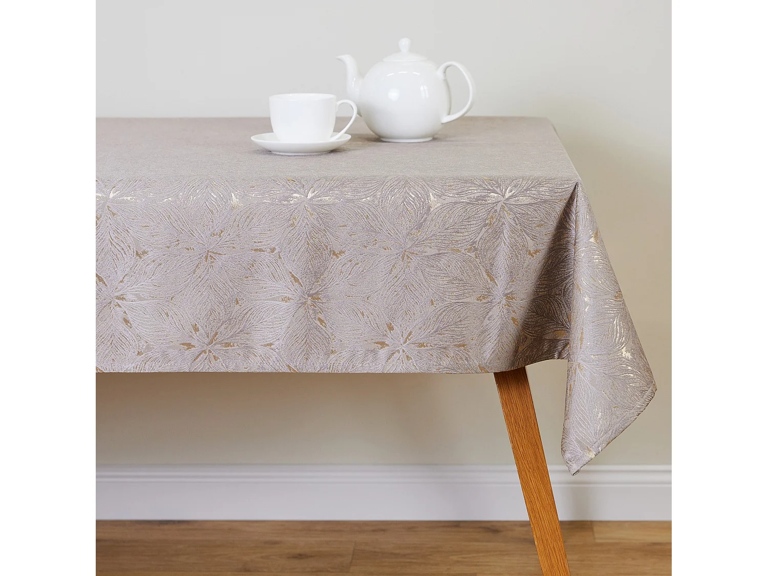 Tischtuch Redena Dunkelbeige 130 x 180