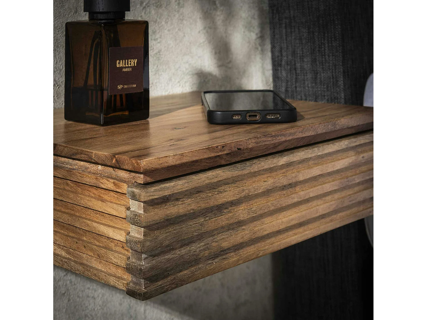 Table de chevet murale en bois d'acacia avec stries (lot de 2) MELBOURNE