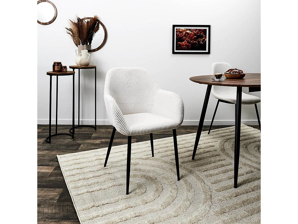 AMORY - Lot de 2 fauteuils de table en velours côtelé coloris crème