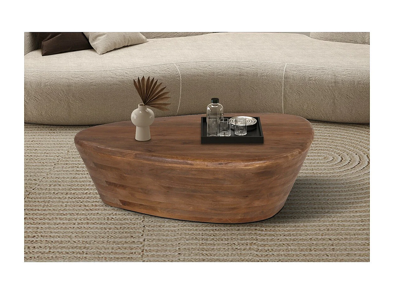 Massiver Holztisch aus der BALI Kollektion - Ethnischer Stil und Design