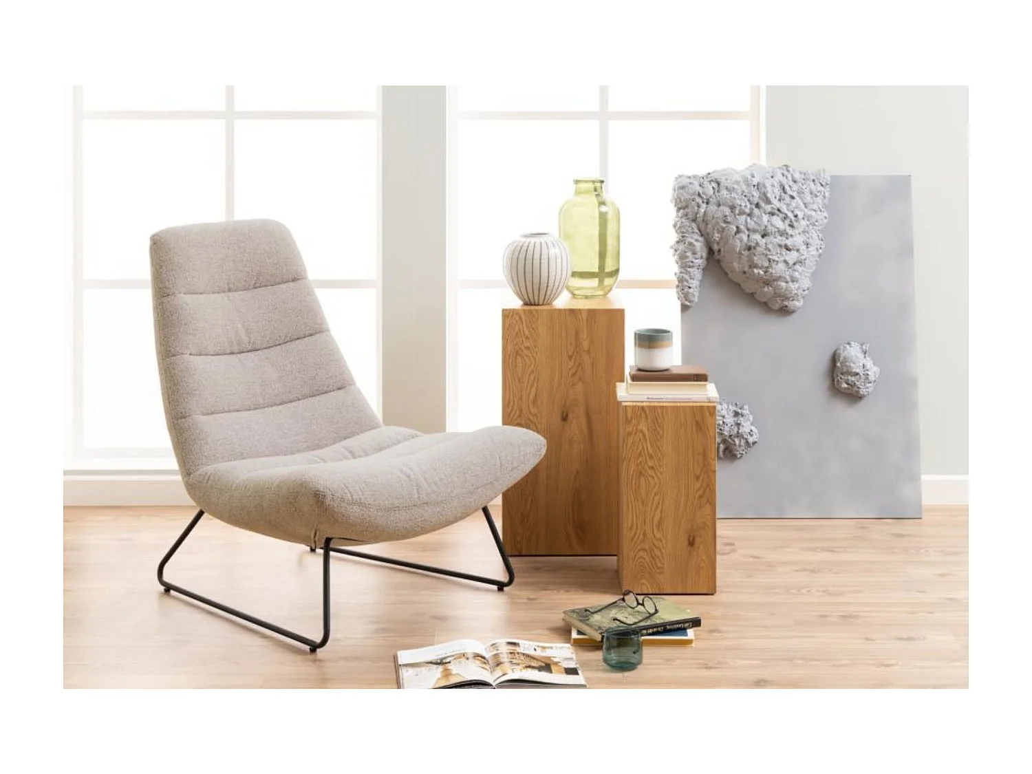 Fauteuil lounge en tissu bouclette beige - WESTON