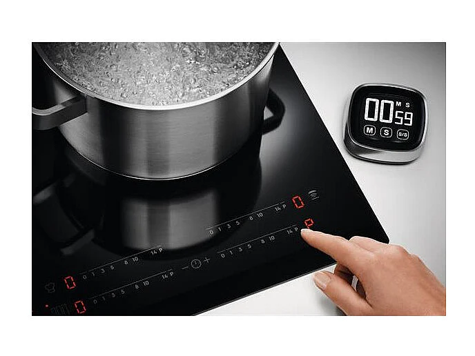 PLAQUE INDUCTION ELECTROLUX EIV66453I