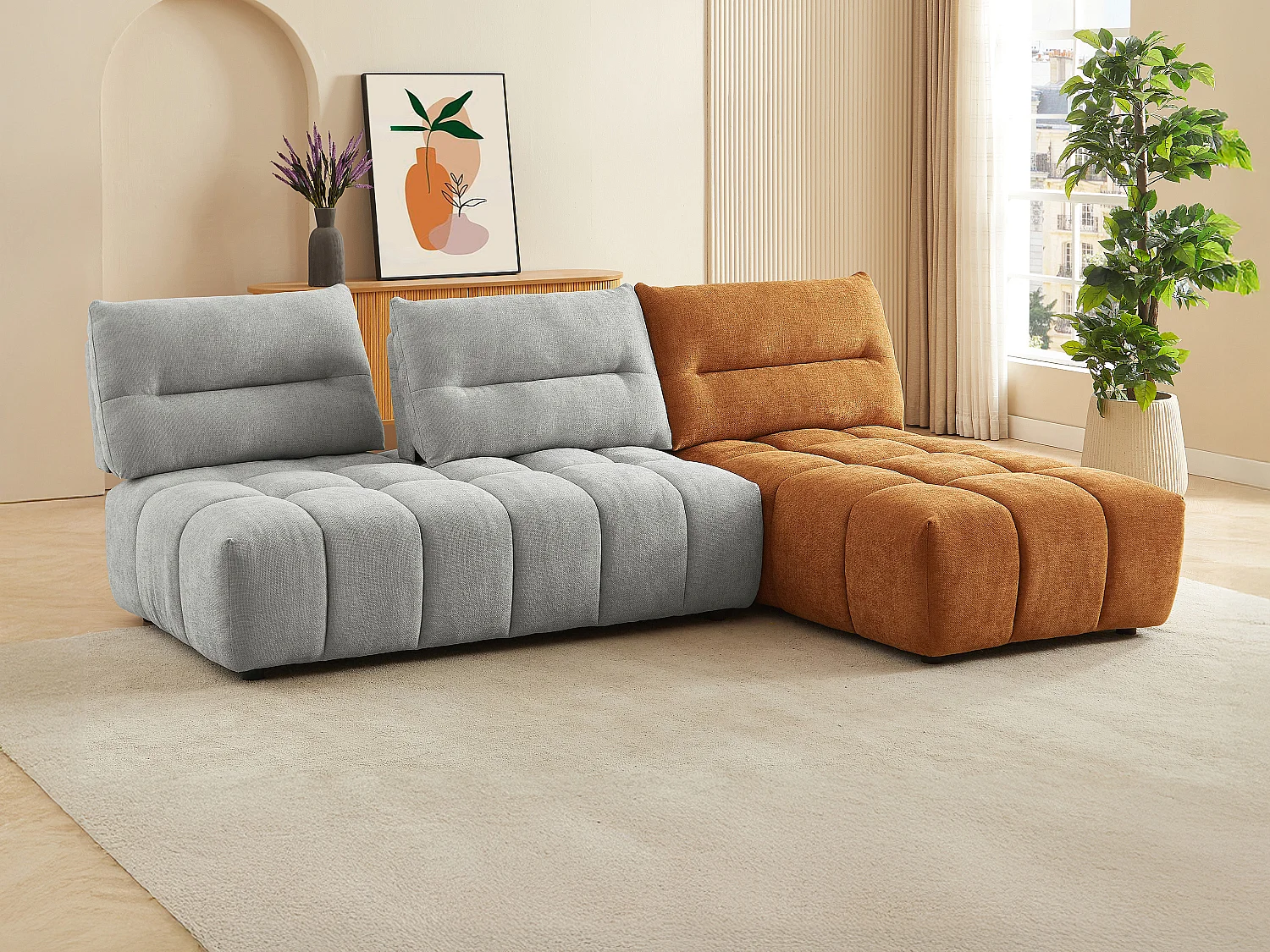 Moduleerbare hoekbank met schuivende rugleuning van lichtgrijze en terracottakleurige stof met textuur APOLIU