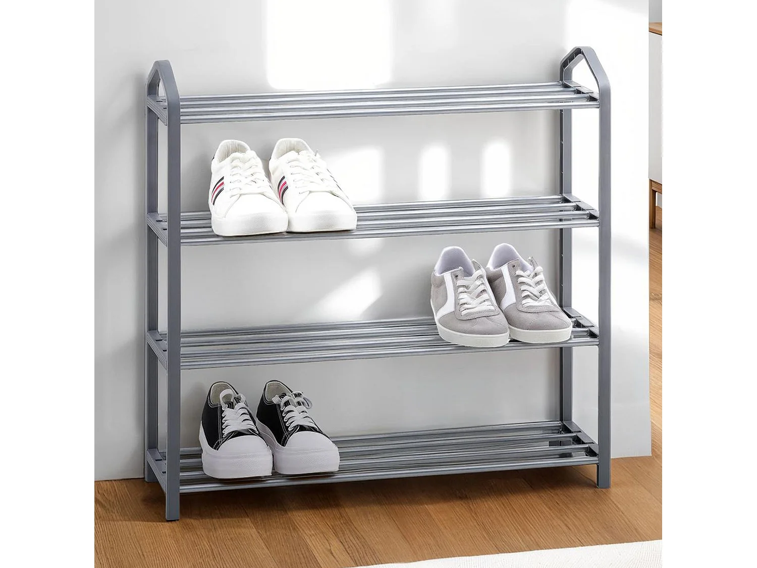 Étagère à chaussures TRALEE à quatre niveaux, meuble rangement pour chaussures, 12 à 16 paires, en métal et plastique gris
