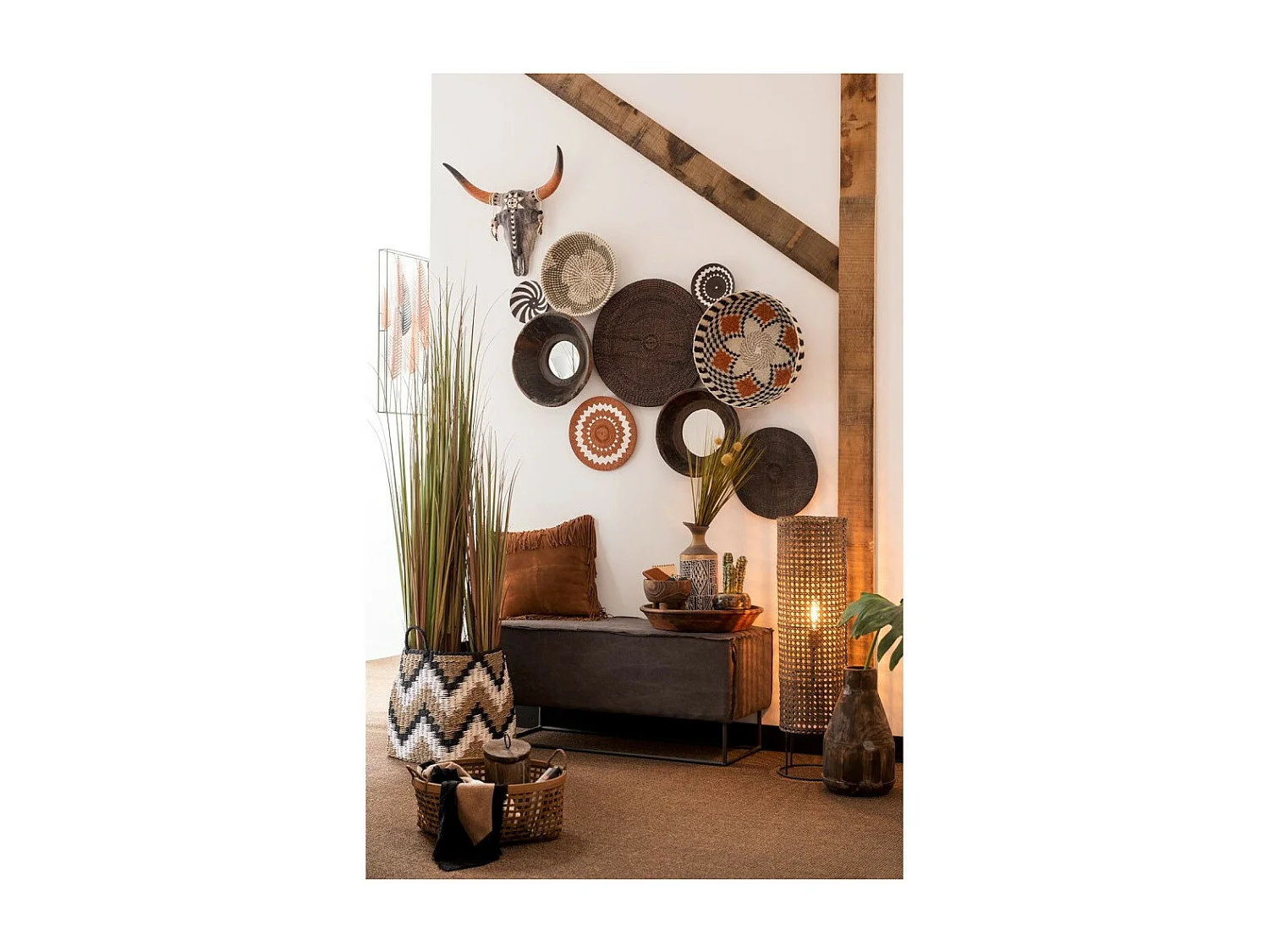 Cintee ronde wandspiegel van donker gerecycled massief hout