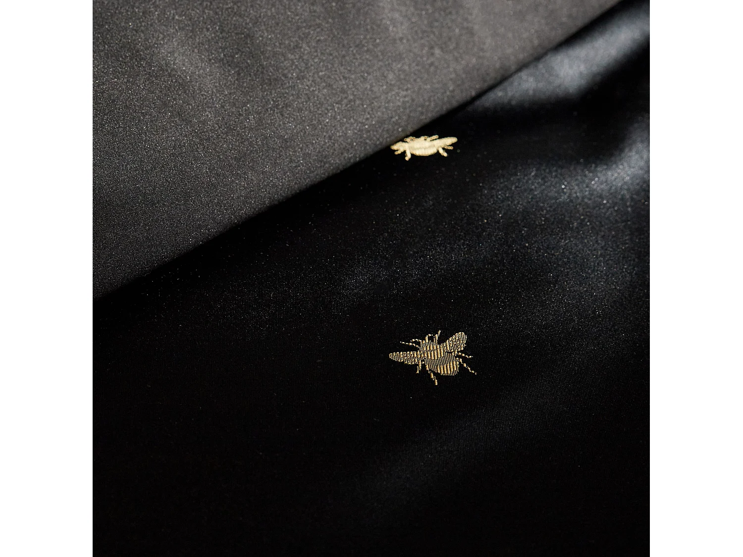 Drap En Jacquard Beliamo noir moyen 160 x 200