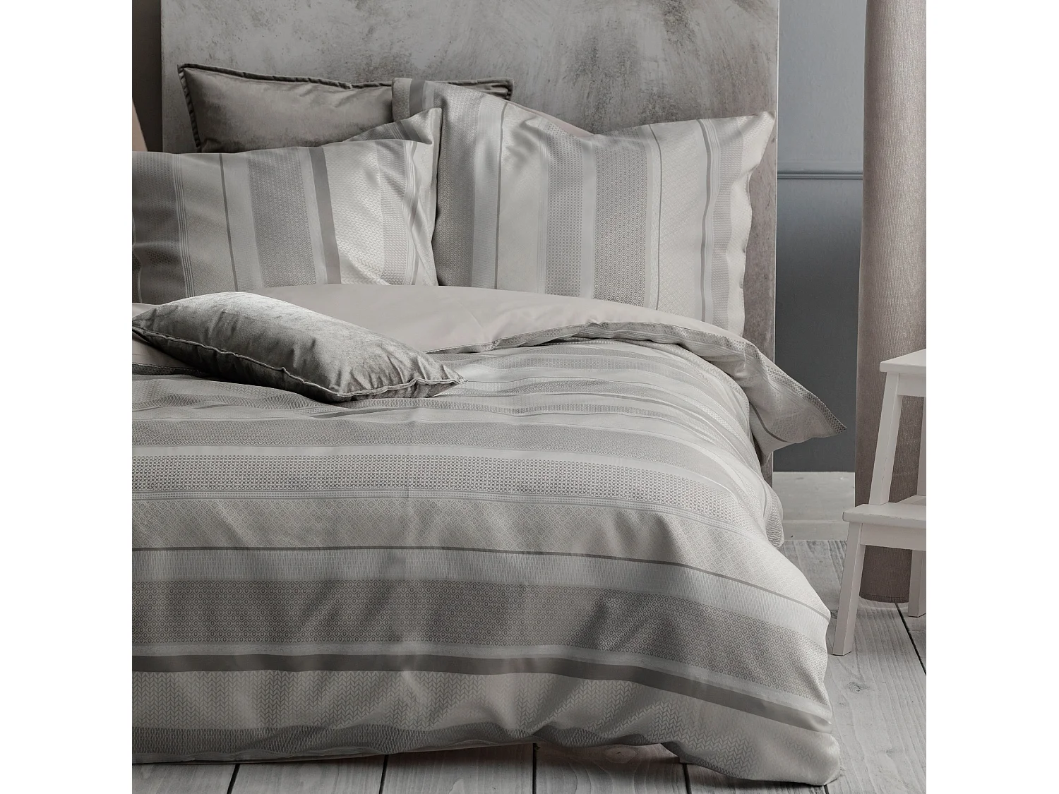 Jacquard-Bettwäsche Gwanda Mittelsilber 200x220