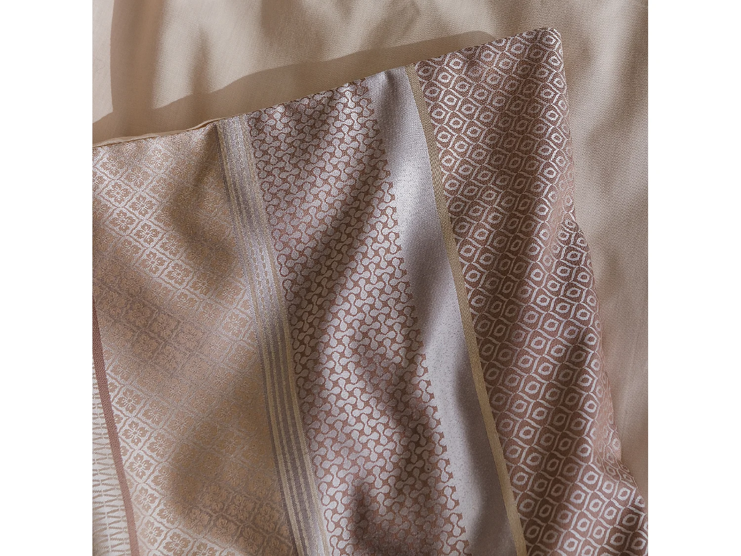 Jacquard-Bettwäsche Gwanda mittleres Beige 160 x 200