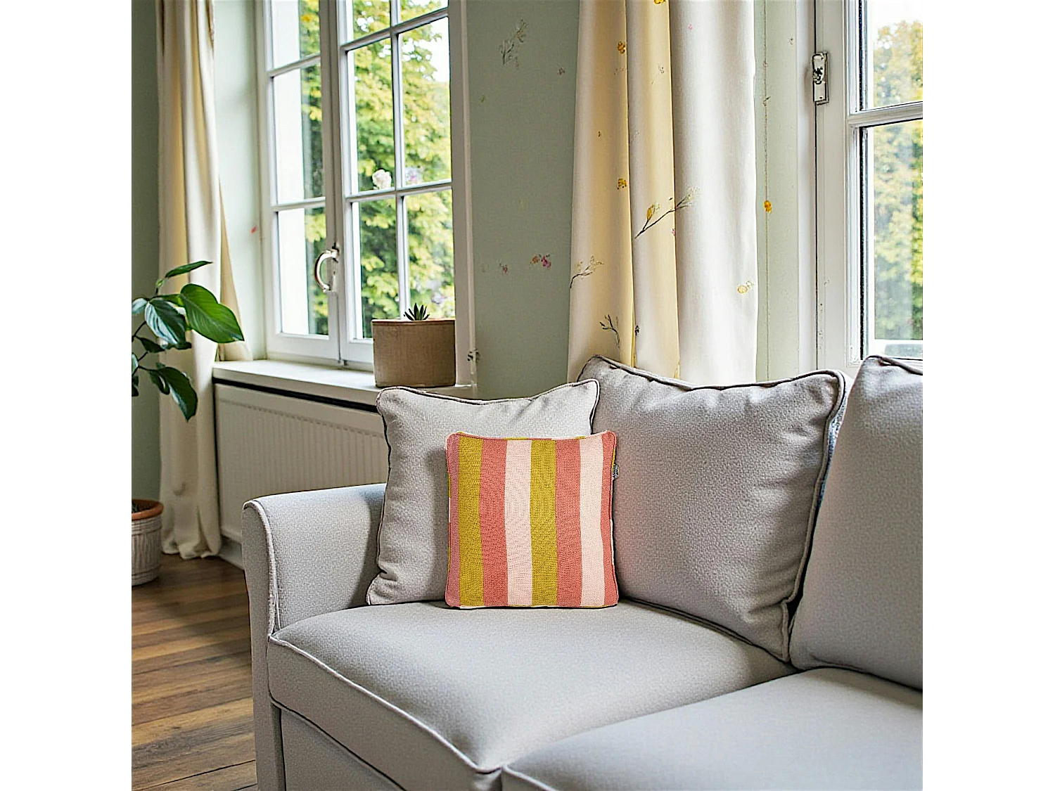 Coussin de canapé, bandes multicolores