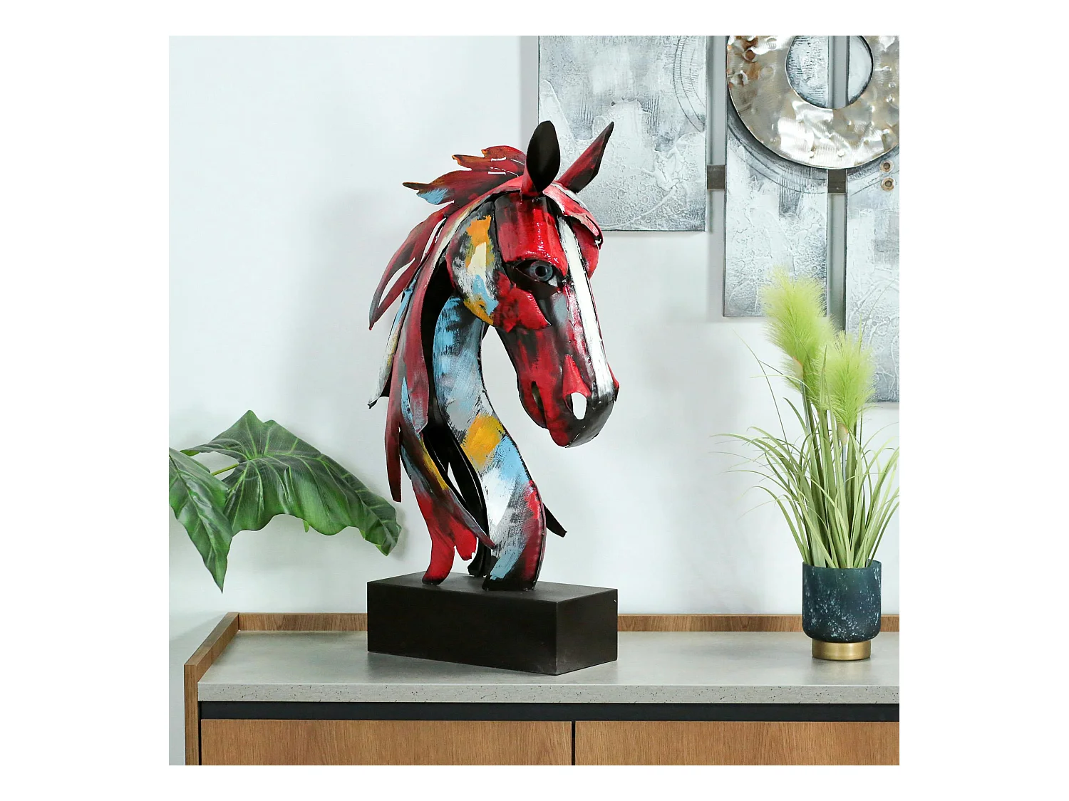 Tête de cheval en métal multicolore sur socle H75x47x21cm