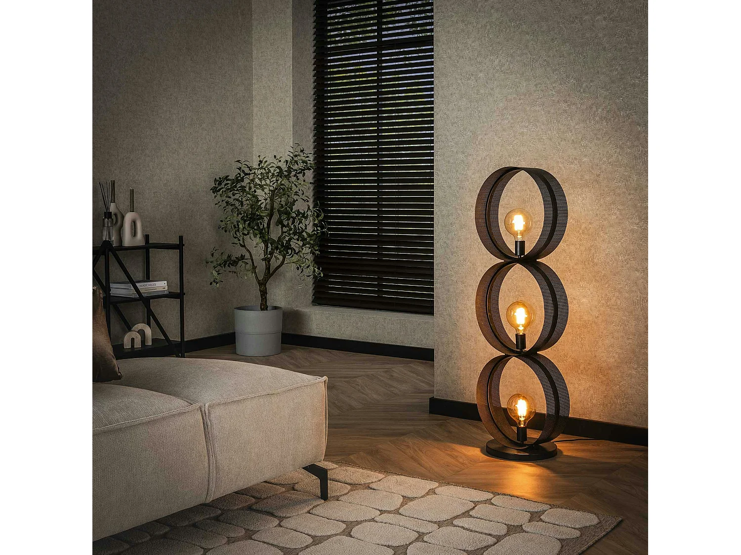 Lampadaire design 3 anneaux en métal perforé RALF