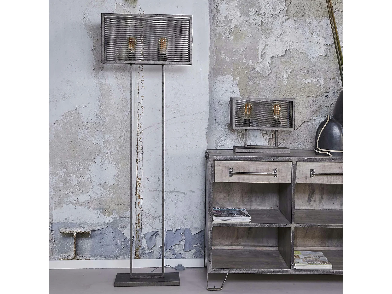 Lampadaire industriel grillagé forme rectangle RALF