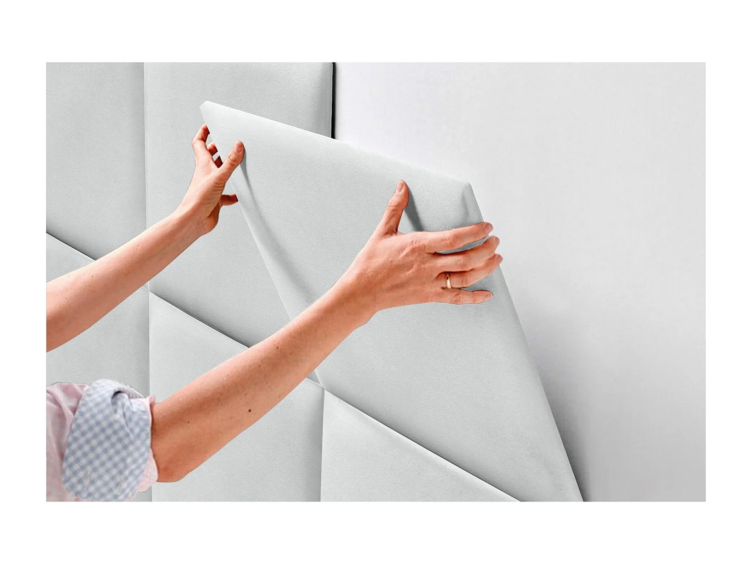 DHOME Tête de lit tapissée en tissu Aqualine composée de panneaux de lit autocollants interchangeables pour chambre de luxe (Blanc, 95 cm)