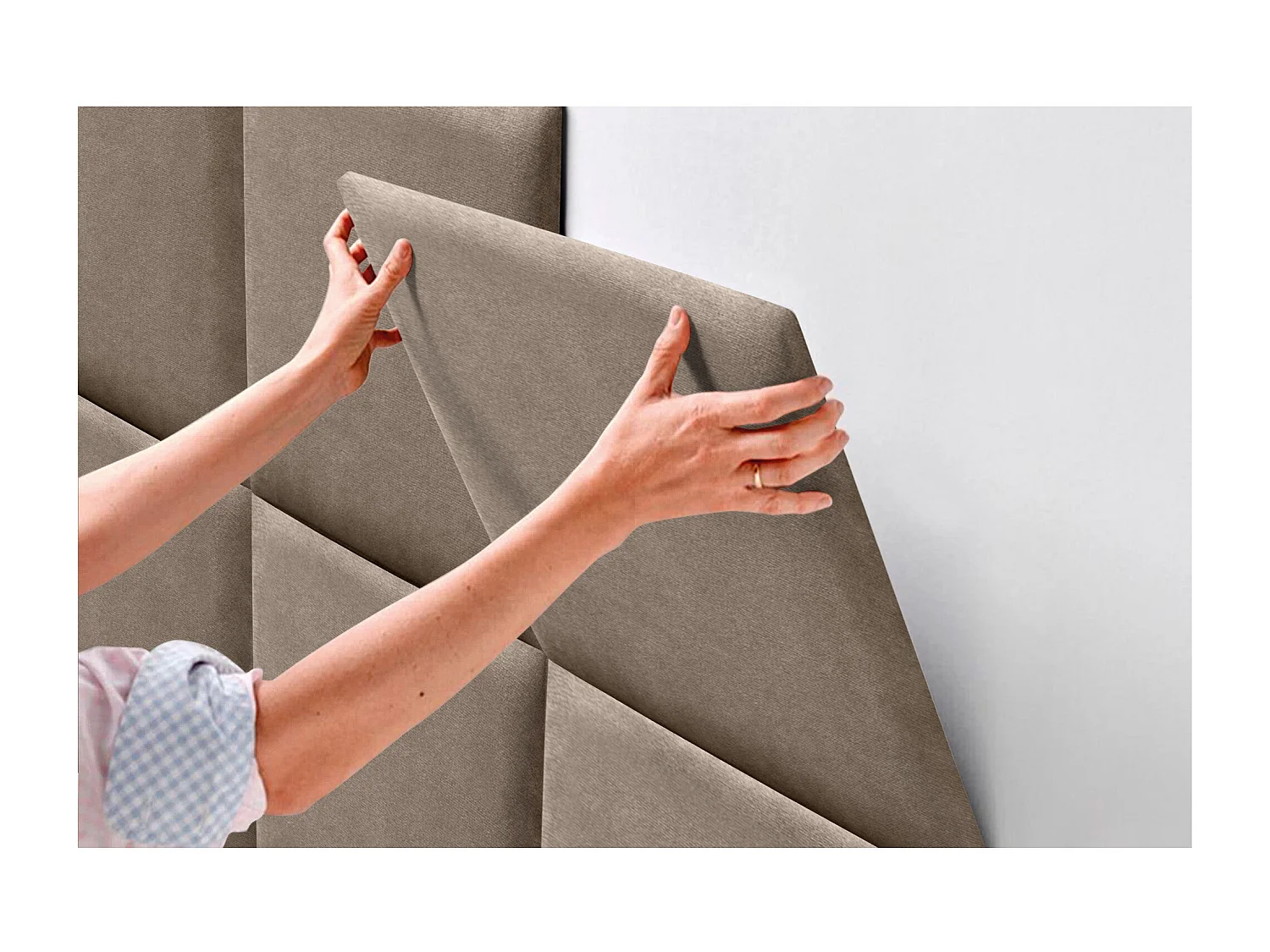 DHOME Gepolstertes Kopfteil aus Acualine-Stoff, aus selbstklebenden, austauschbaren Bettpaneelen, luxuriös gepolstertes Schlafzimmer (Erde, 105 cm)