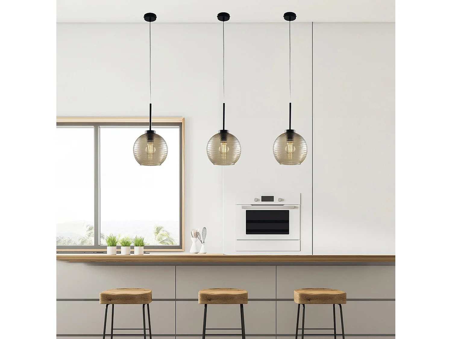 Sospensione Moderna Ankara 1 Luce Ferro Nero Vetro Soffiato Ambra