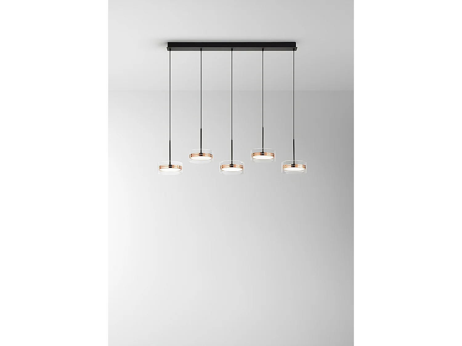 Pendellampe lavet af metal og borosilikatglas, 5 LED-lys 70 W 3000 K, blank guld og mat sort, dæmpbar, højde 250 cm - Perenz