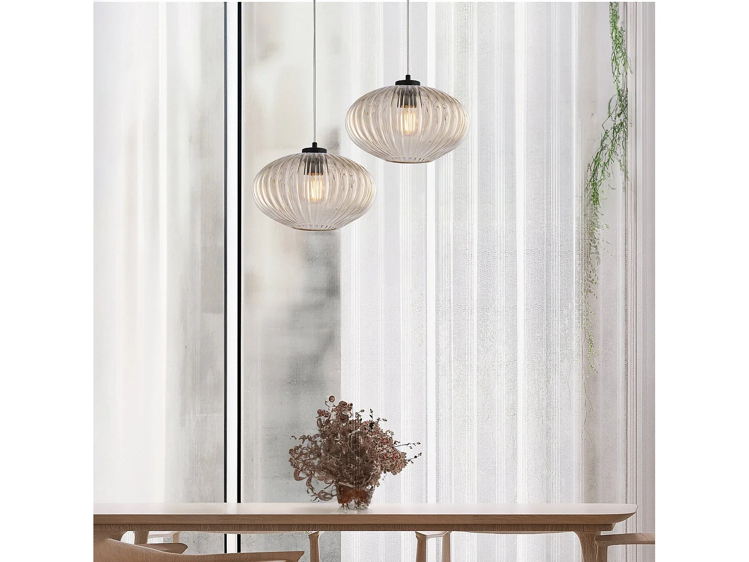 Belight -  Ginger – Pendelleuchte schwarz, Glas amber mit Streifendekor, Ø30, 1-flammig – BL319-S1-AM