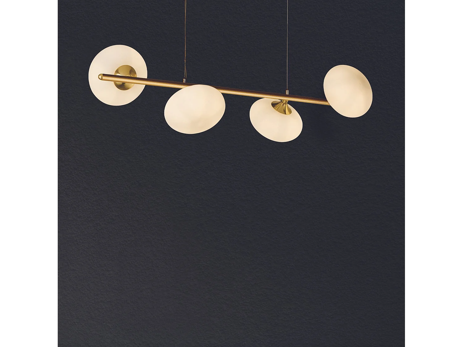 Lampadario Contemporaneo Ciottolo Acciaio Ottone Vetro Bianco 4 Luci G9