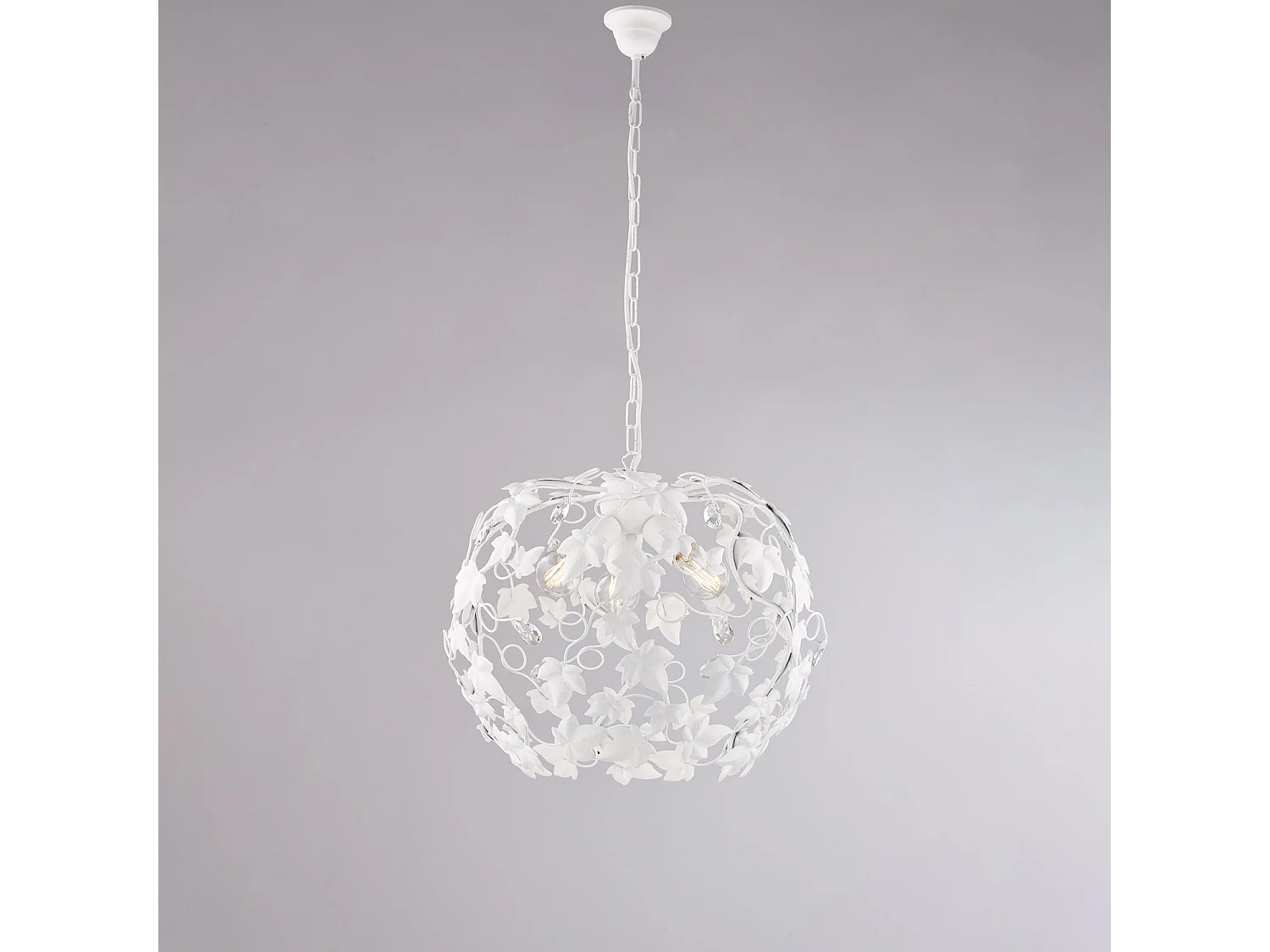 Edera Lustre en fer laqué blanc décoration shabby chic et strass cristal 3 lumières 105 d.50 BL50-3-BCO