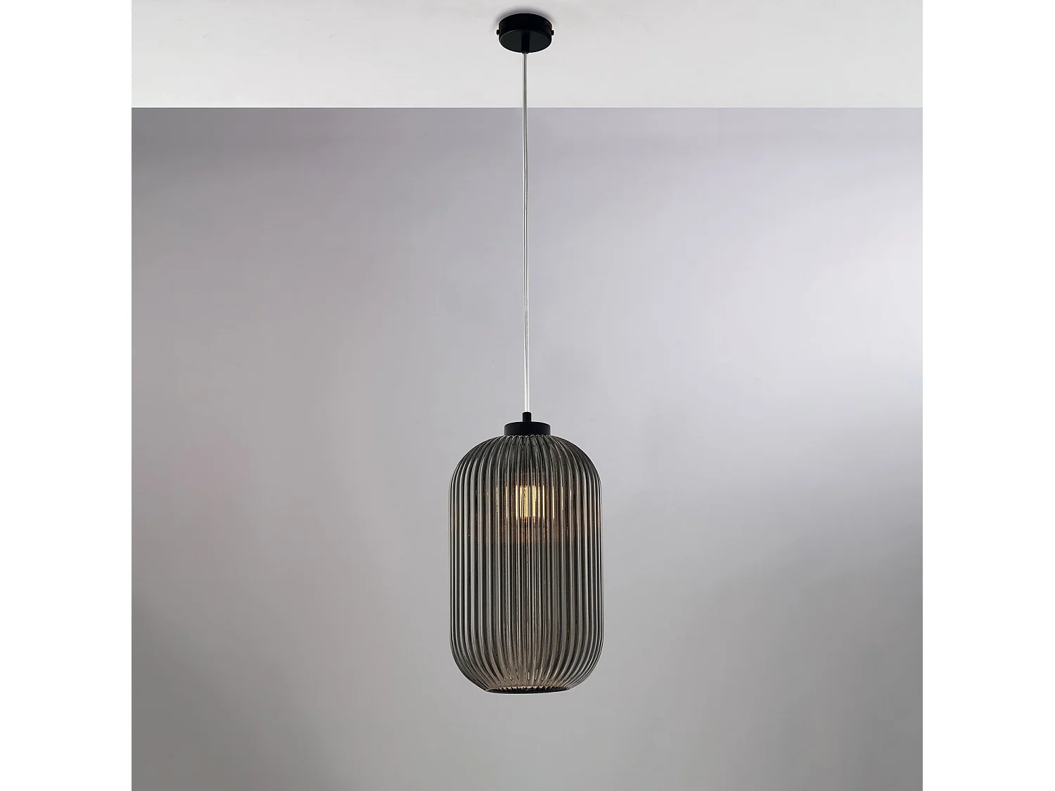Suspension Krizia fer noir, câble réglable, verre soufflé miroir gris décor surélevé, 1 lumière, look sophistiqué