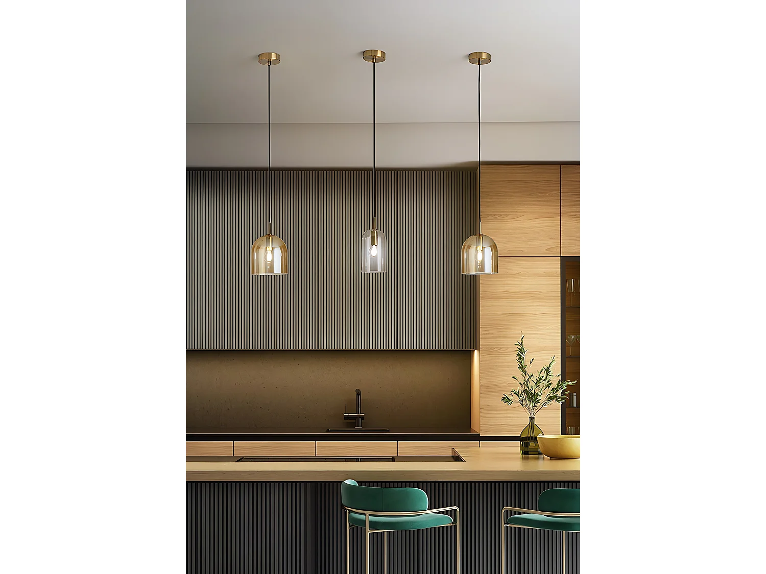 Lustre de Suspensão em Vidro Âmbar 16 cm, Moldura em Ouro Escovado, Casquilho E14, Cabo de Tecido Preto para Interiores Modernos - Marca Perenz