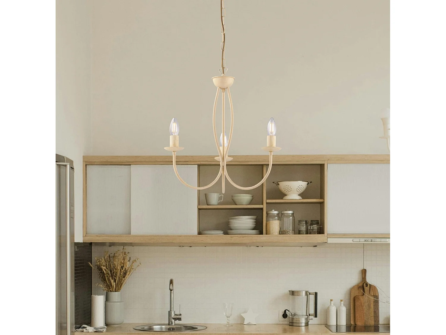 Botte Lustre en fer laqué ivoire à décor effet décapé, 3 lumières 110 d.45 BL147-3-AV