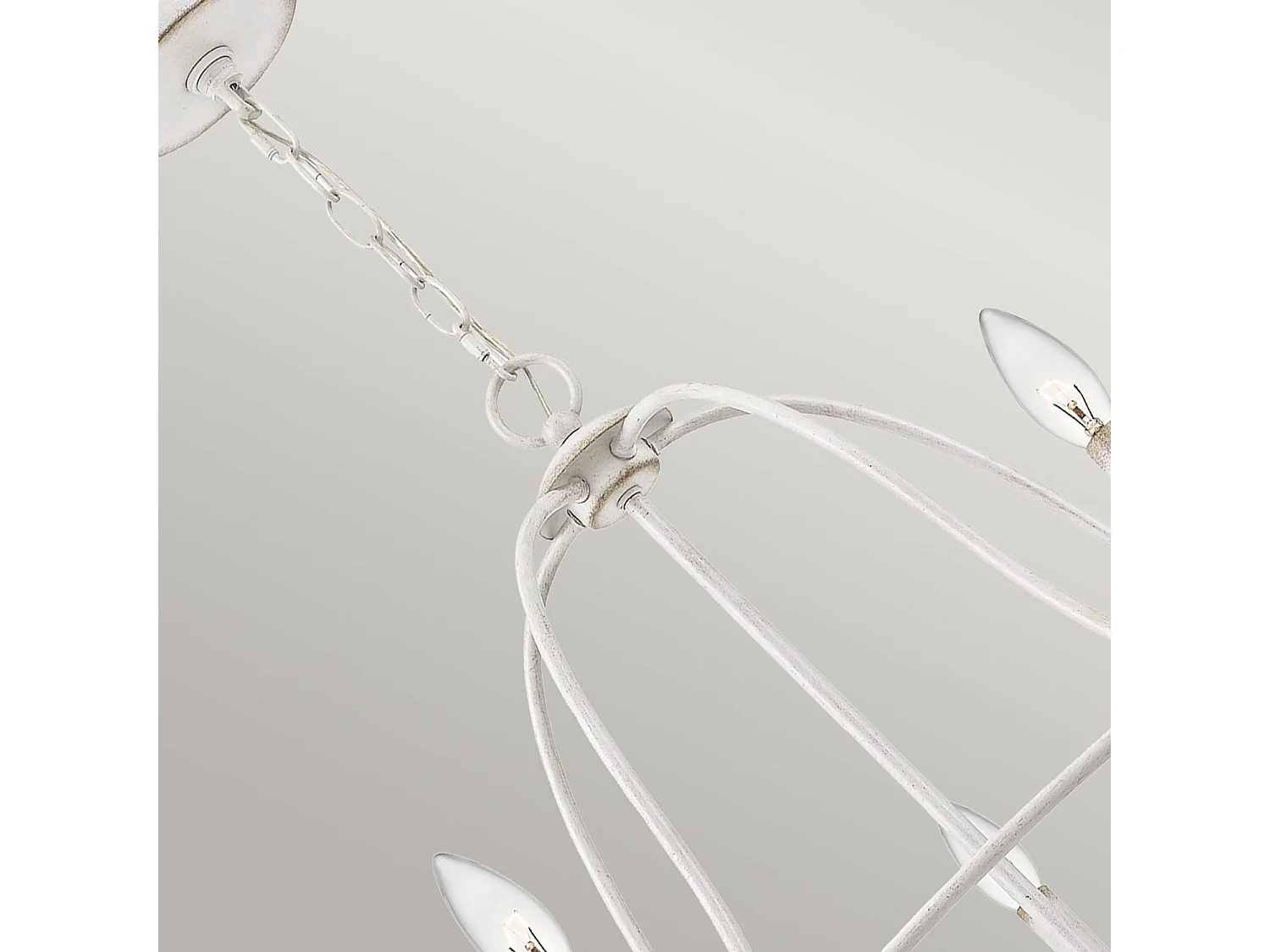 Elstead Quoizel Bradbury Mehrarmiger Kronleuchter Antik Weiß