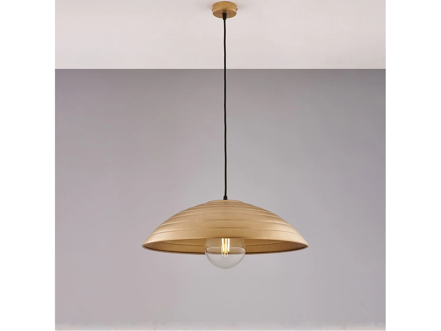 Suspension Expéditeur d.50 cm, fer noir, déco or antique, câble tissu réglable, 1 lumière, style rétro raffiné