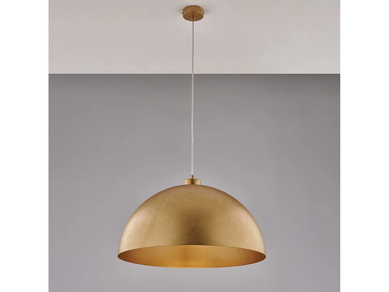 Suspension Marcus d.50 cm, fer blanc, décor or antique, câble réglable, 1 lumière, design classique lumineux