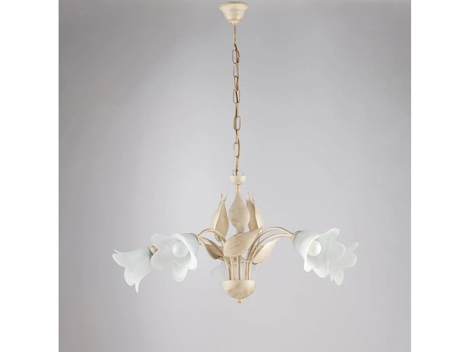 Lustre Olga fer ivoire, déco or antique, verre albâtre d.14, 5 lumières d.68 cm style rétro chaleureux