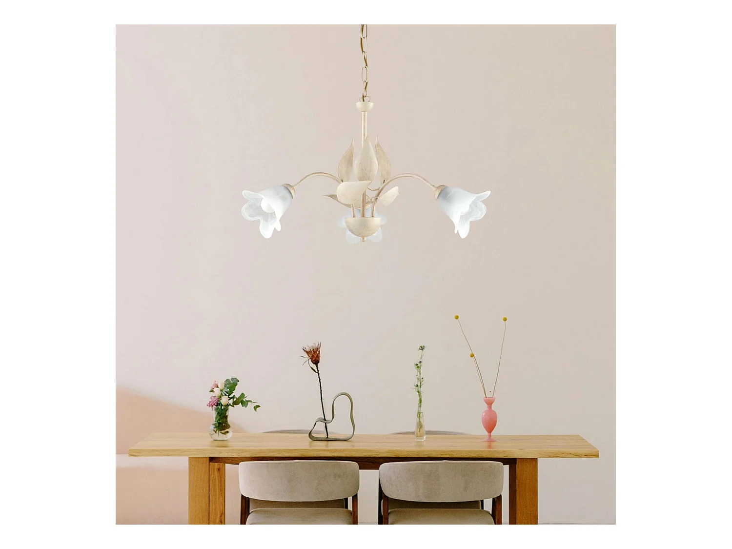 Lustre Olga fer ivoire, déco or antique, verre albâtre d.14, 3 lumières d.60 cm ambiance douce et classique