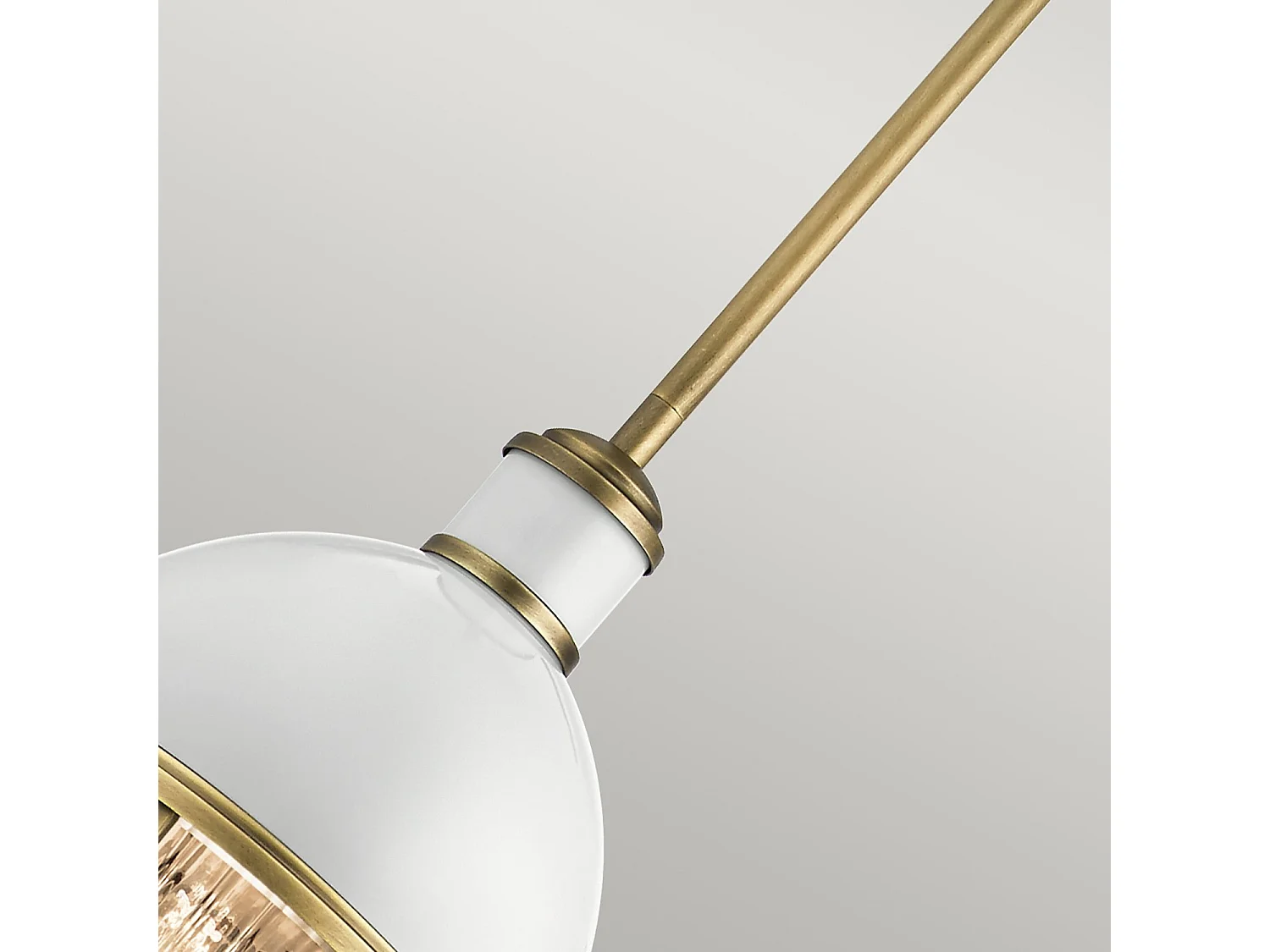 Elstead Kichler Tollis Globe Pendel-Deckenleuchte Naturmessing & Weiß