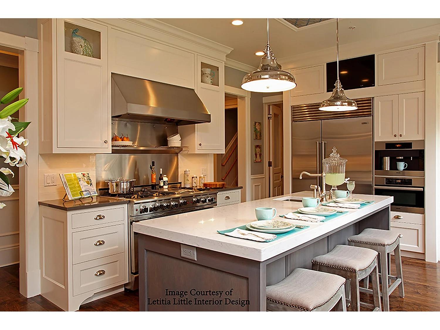 Elstead Emery - Lampadario a Soffitto con 1 Luce Cupola Argento, E27