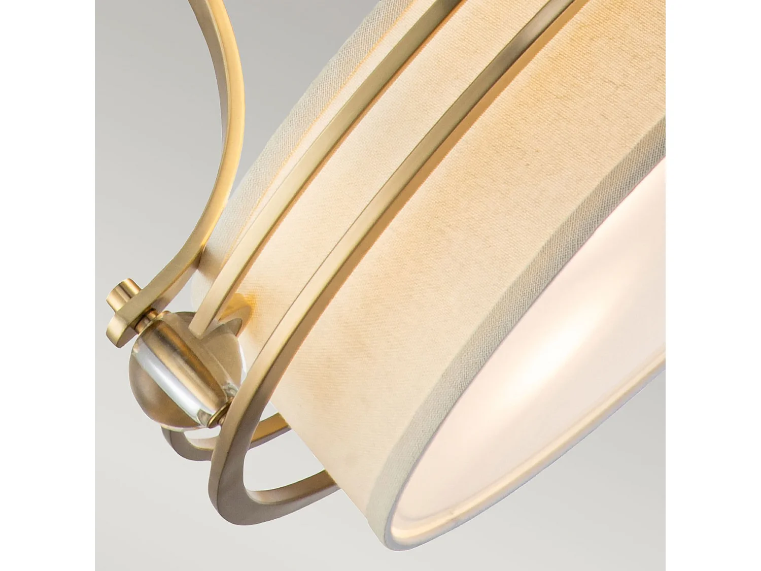 Elstead Quoizel Gotham Cylindrisk taklampa i borstad mässing