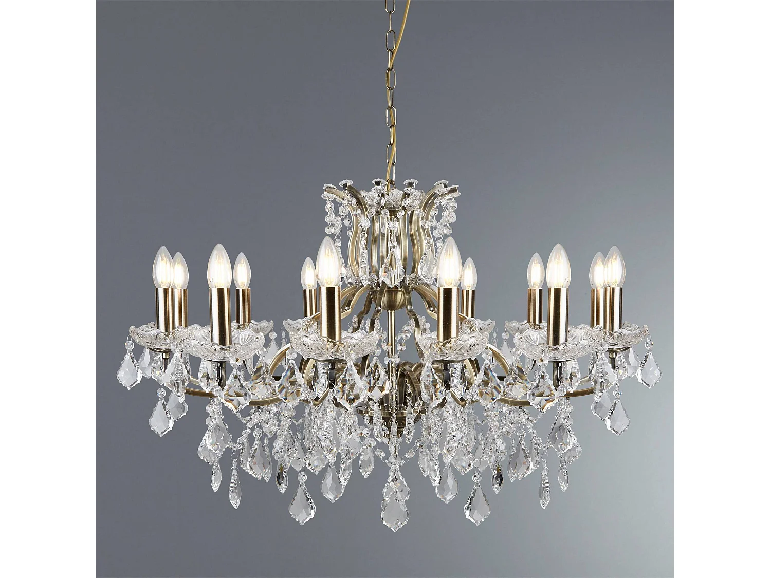 Searchlight Paris - Lampadario a 12 luci con finitura in ottone anticato, attacco E14