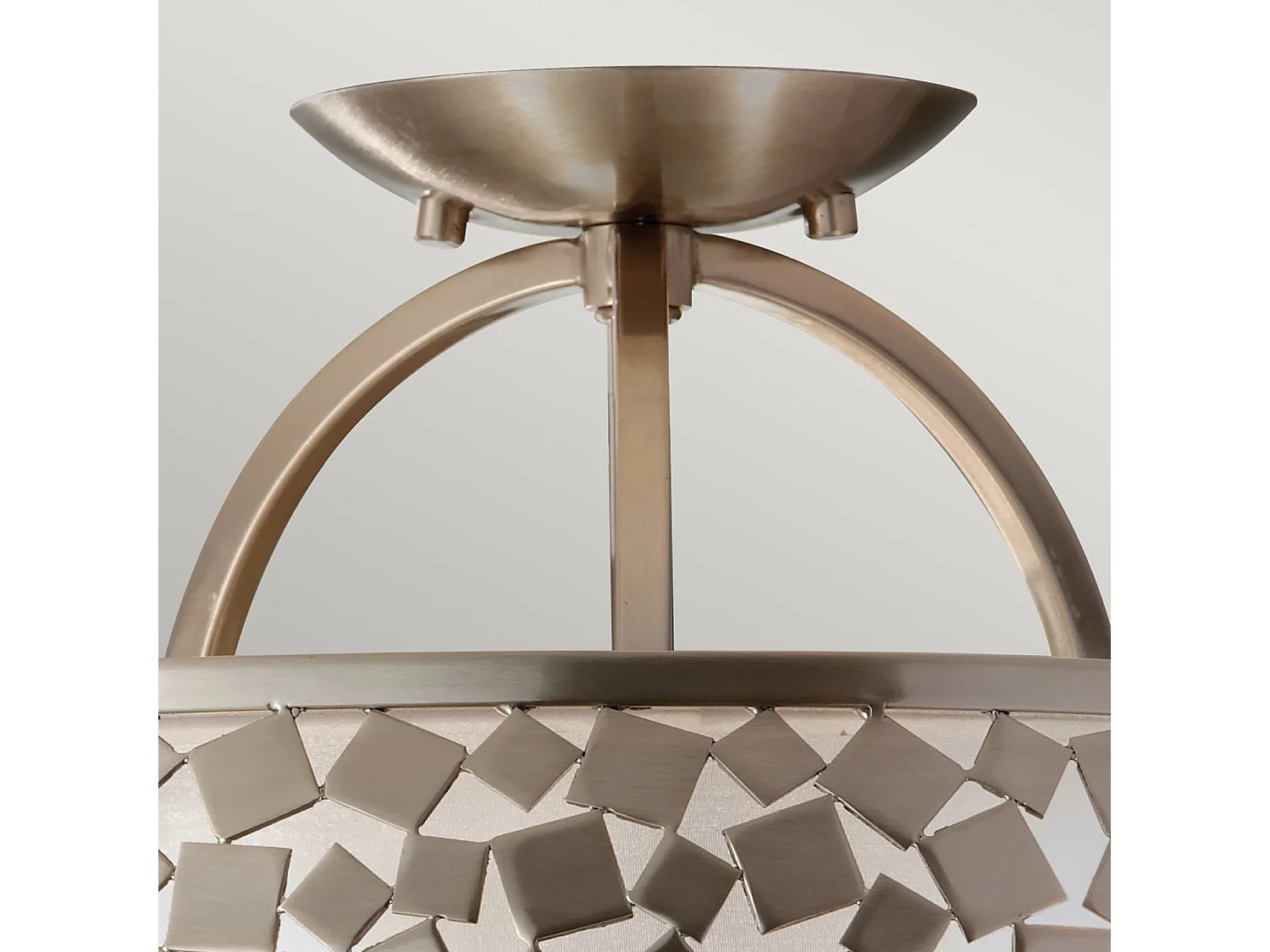 Lampada a Soffitto 4 Luci Rama In Acciaio Nero A Bracci E Sfere In Vetro Opalino