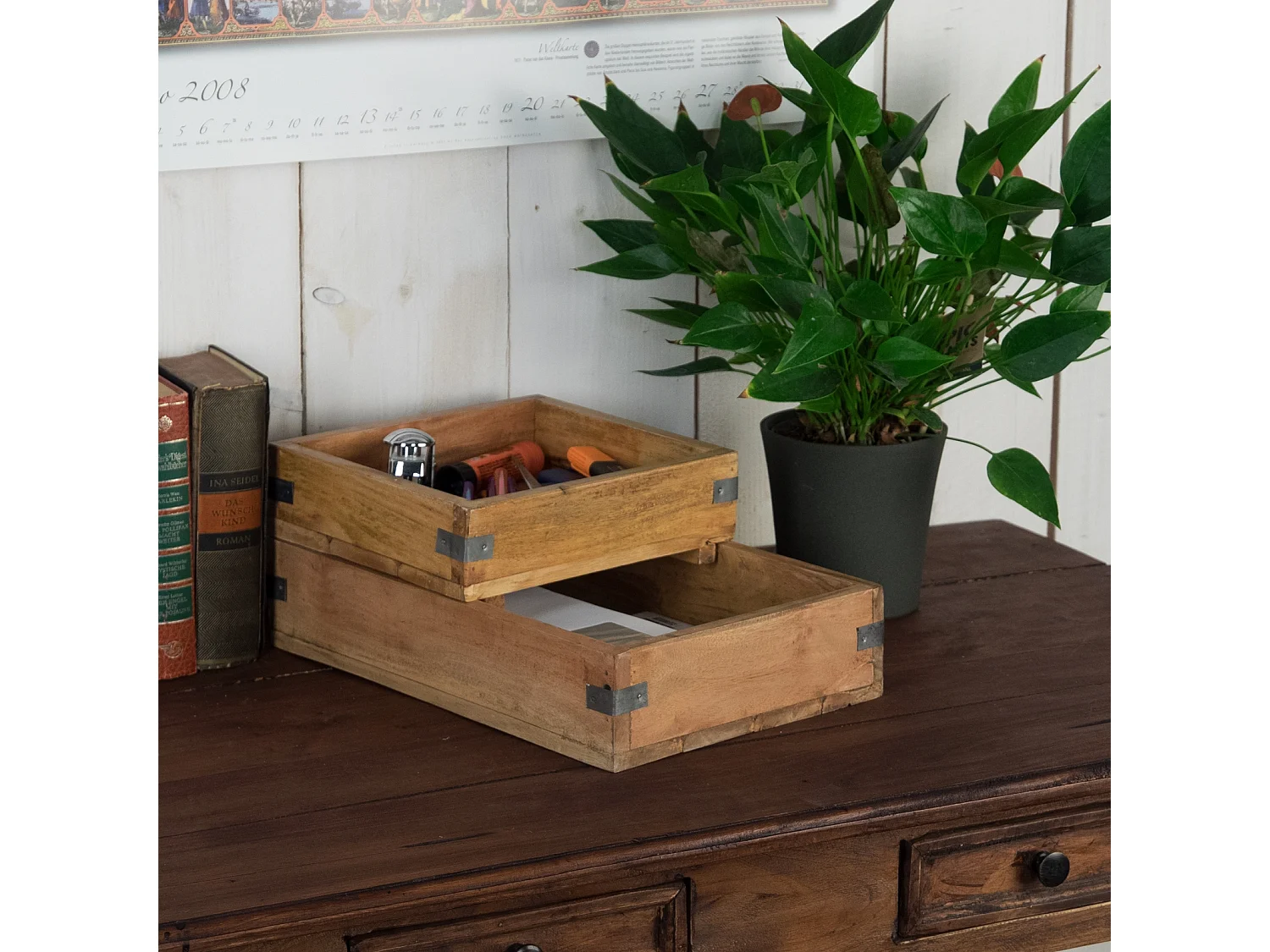 ENSEMBLE DE CAISSES Plateaux 2 pièces. Bois de mahogany, empilable couleurs naturelles