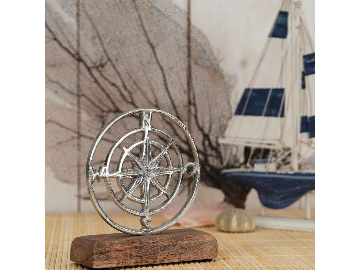PANNEAU D'AFFICHAGE Ancre maritime et rose des vents Métal, bois de mangue argent-brun