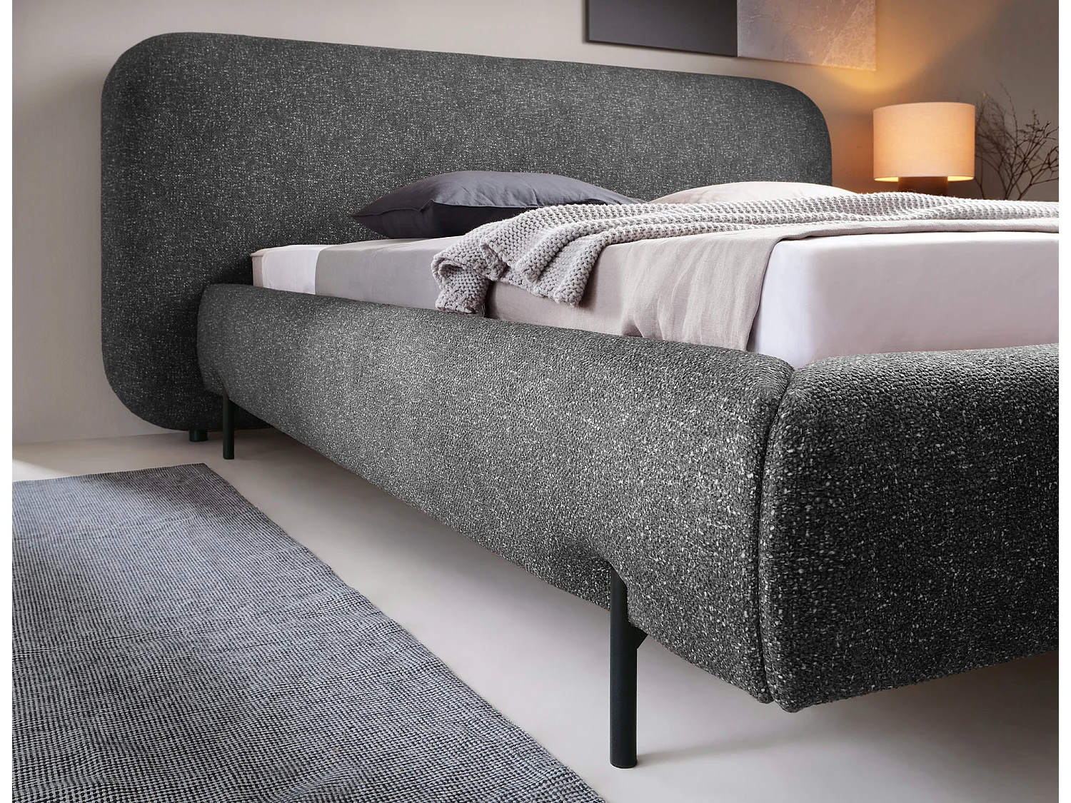 Lit coffre Booby prestige – Velours moderne et rangement optimisé-Couleur Gris chiné-140x200