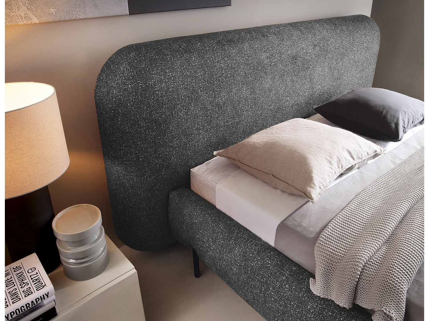 Lit coffre Booby prestige – Velours moderne et rangement optimisé-Couleur Gris chiné-160x200