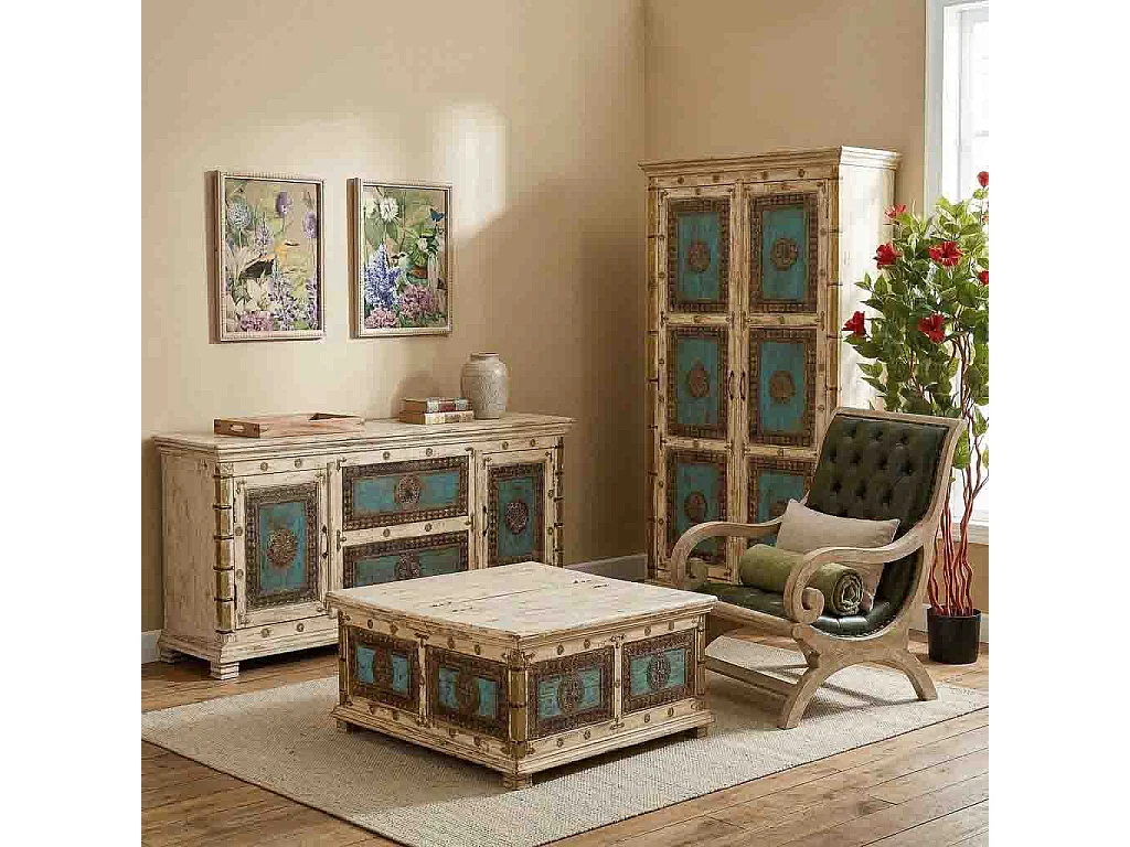 Rahmen aus Holz und bedrucktem Stoff