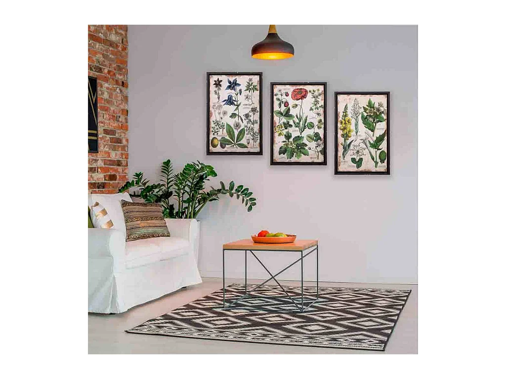 Rahmen aus Holz und Stoff